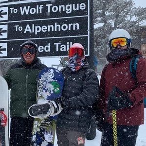 Meet your Posher, John john